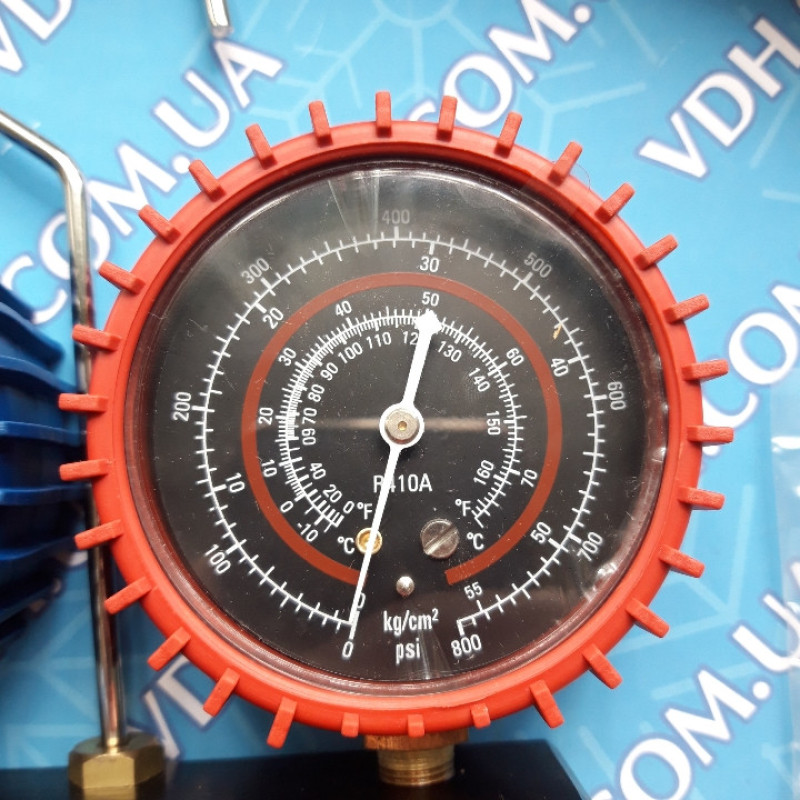 Манометр. коллектор R - 410 a "в чемодане" со шлангами