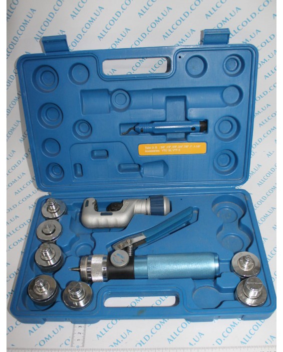 (out of production) Hydraulic pipe expander VALUE VST 29 V (3/8.1/2.5/8.3/4.7/8, 1, 1-1/8) 7 tips + VTT 5 rimmer + VTC 32 pipe cutter